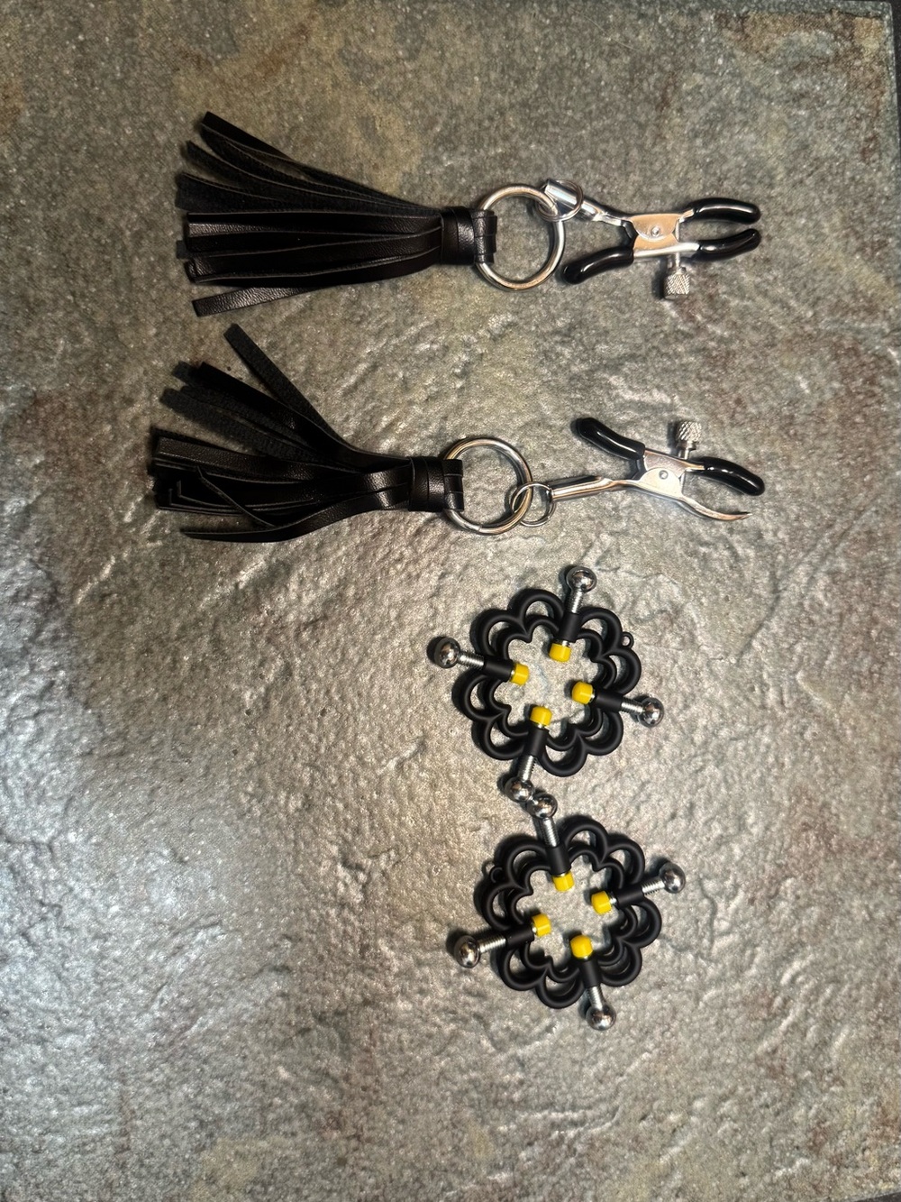 Nipple Clips Floral and Fringe design (2 pairs) New!